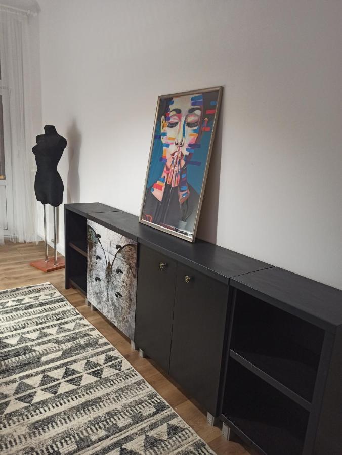 Apartament Rozeta Centrum 6Os 莱格尼察 外观 照片